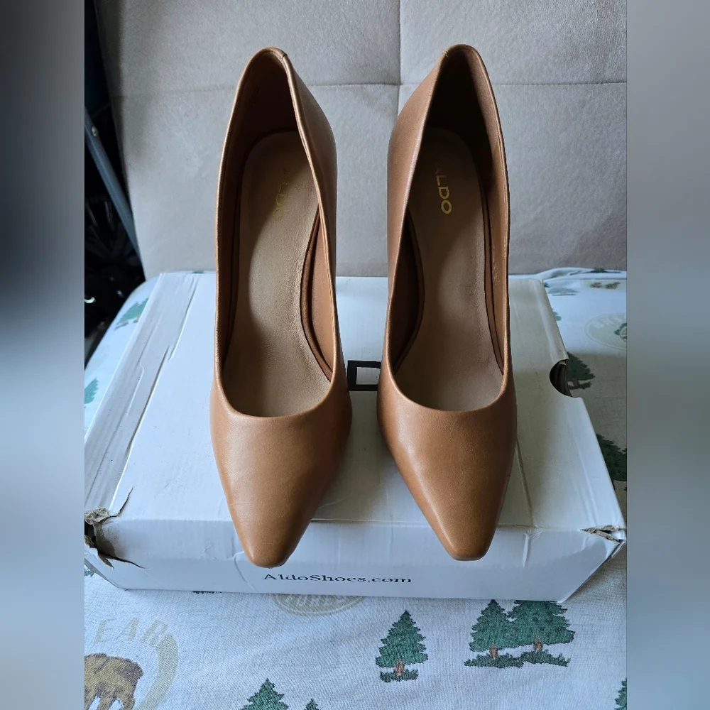 Aldo Durbell Tan Leather Heels Sleek Pointed-Toe Pumps - Picture 9 of 13